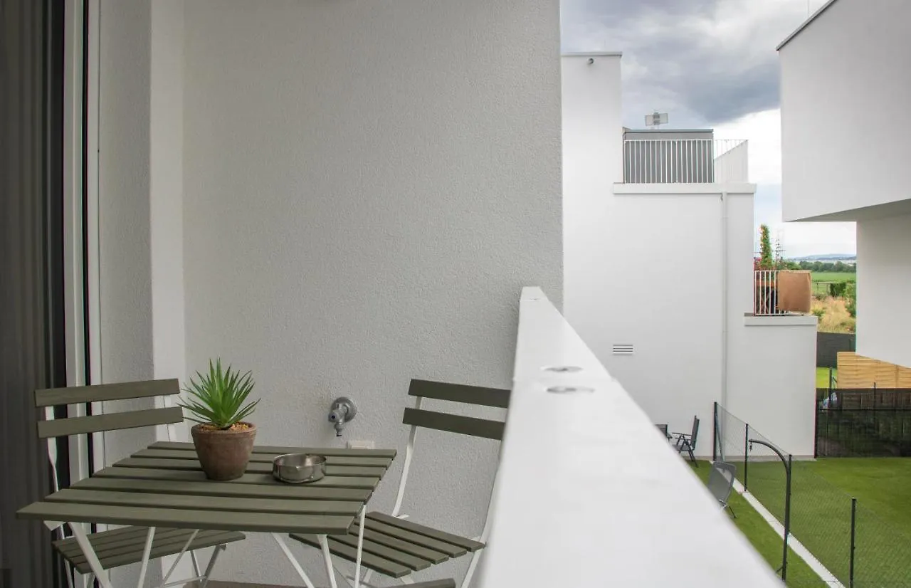Flat2Go Modern Apartments - Harmony Of City And Nature Viena