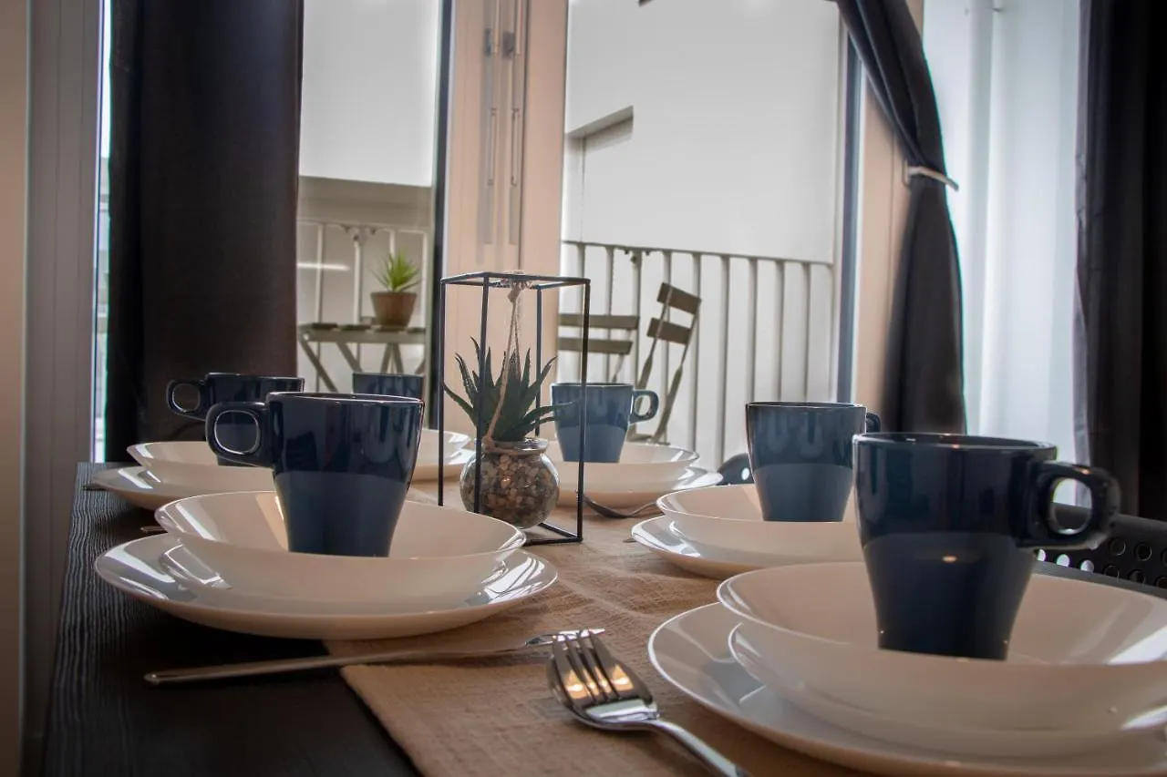 Flat2Go Modern Apartments - Harmony Of City And Nature Viena 0*,  Áustria